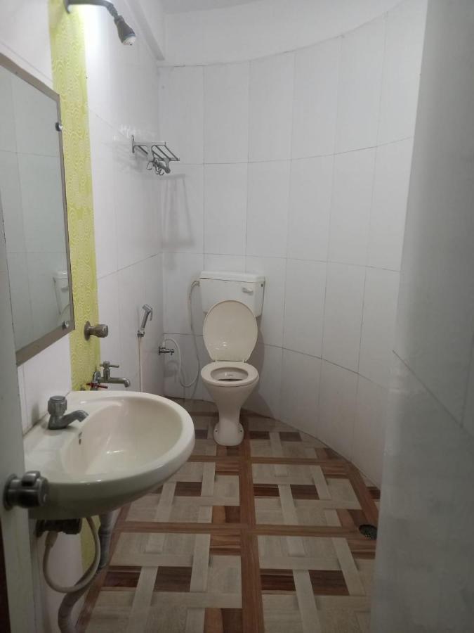 Sharan Hotel Ширди Экстерьер фото
